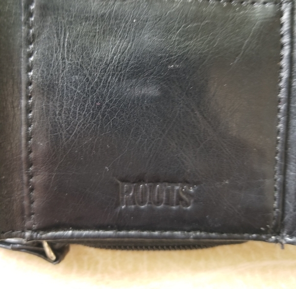 Roots Wallet Black Jacquard - Picture 2 of 9
